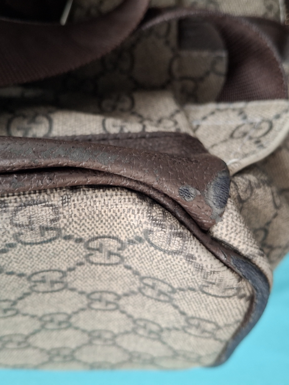 Gucci Beige GG Supreme Canvas Mini Backpack - Picture 7 of 9